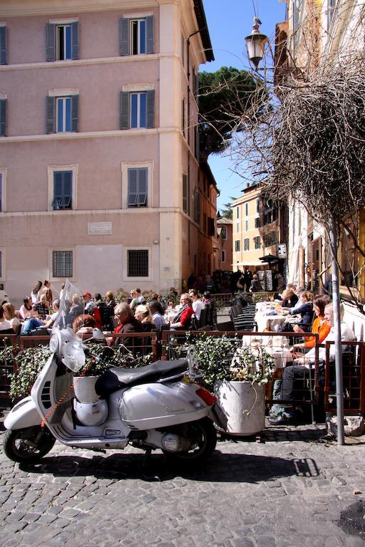 Domus31 - Luxury House In Trastevere Rome Ruang foto